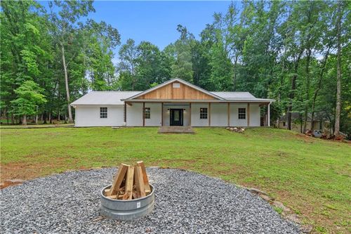 40 Robertson Rd, Dawsonville, GA, 30534-9300 | Card Image