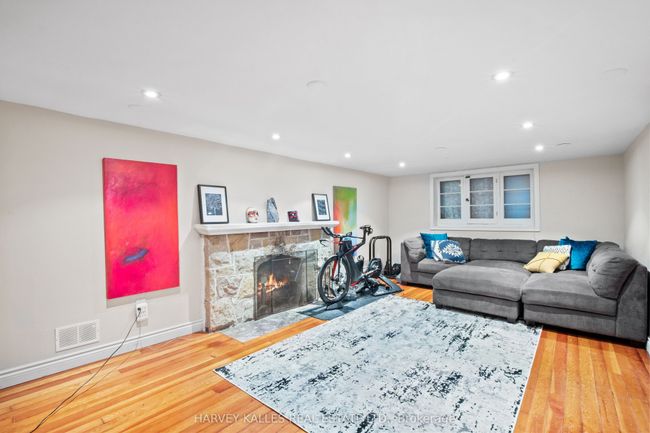 14 Lawnhurst Blvd, House other with 5 bedrooms, 3 bathrooms and 2 parking in Toronto ON | Image 32