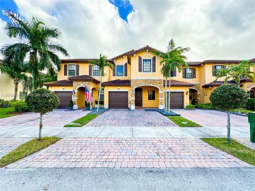 3740 Ne 3rd Ct, Homestead, FL, 33033-6228 | Card Image