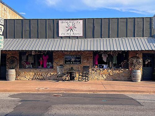 208 W Main St, Mountain View, AR, 72560-6293 | Card Image