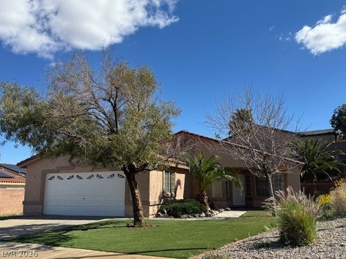 118 Crescent Bay St, Henderson, NV, 89012-5302 | Card Image