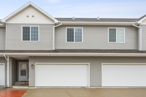 1511 11th Ave E, West Fargo, ND, 58078-5204 | Card Image