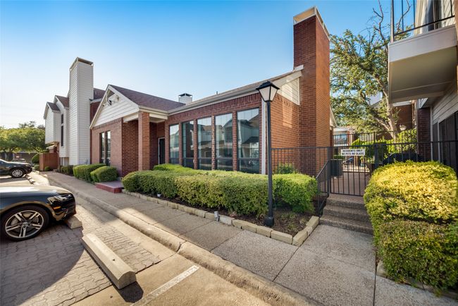 APT-255 - 5100 Verde Valley Ln, Condo with 2 bedrooms, 2 bathrooms and null parking in Dallas TX | Image 17