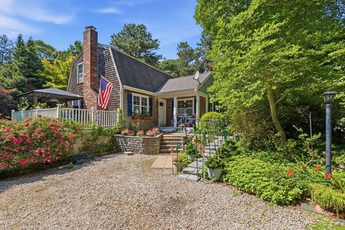 25 Muskegat Rd, Teaticket, MA, 02536-6243 | Card Image