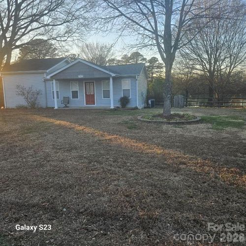 2119 Lakeview Ln, Charlotte, NC, 28214-9677 | Card Image