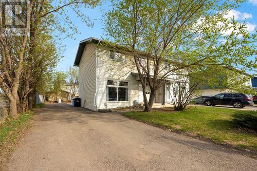 1 Pond Cres, Fort Mcmurray, AB, T9H1N7 | Card Image