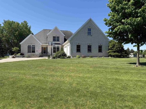 4447 Harbor Village Drive, OMRO, WI, 54963 | Card Image