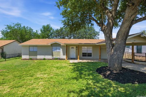 2815 Big Horn Dr, San Antonio, TX, 78228-2702 | Card Image