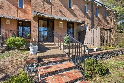 638 Timber Ln, Nashville, TN, 37215-1120 | Card Image