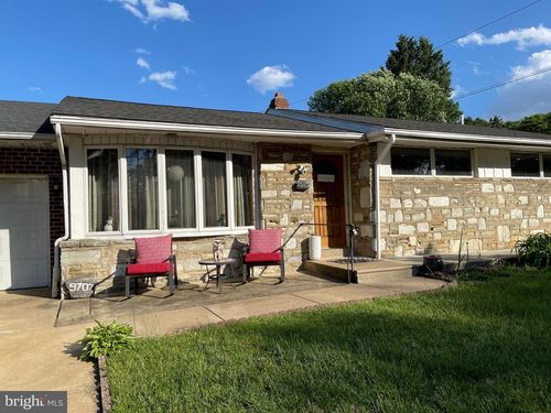9707 Northeast Ave, PHILADELPHIA, PA, 19115-3123 | Card Image