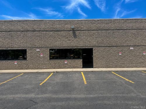 ste-b-91B Moffitt Blvd, Bay Shore, NY, 11706-7035 | Card Image
