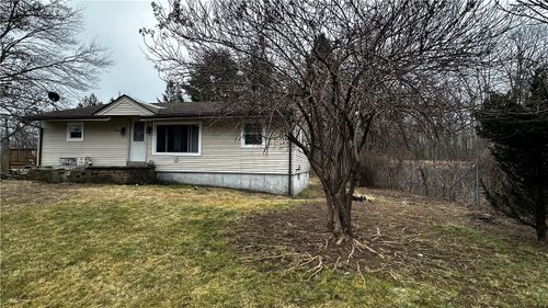 285 Lincoln St, Blackstone, MA, 01504-1205 | Card Image