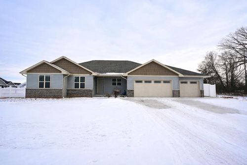 389 Willie Mays Circle, DE PERE, WI, 54115 | Card Image