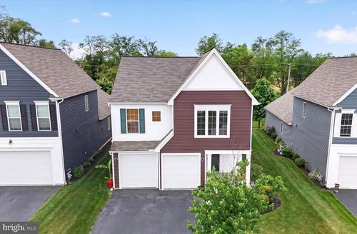 799 Barn Swallow Way, MECHANICSBURG, PA, 17055-7524 | Card Image