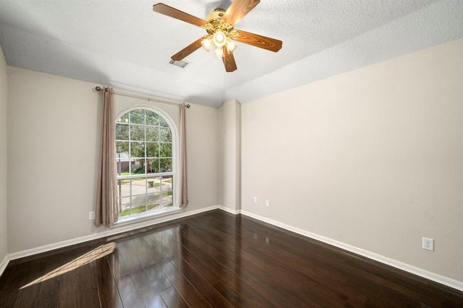 The third guest bedroom | Image 34
