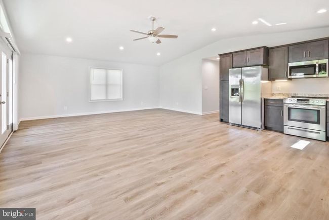 325 Walker Farm Dr, House other with 3 bedrooms, 2 bathrooms and null parking in FRONT ROYAL VA | Image 8