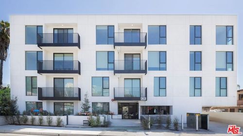 301-1126 N Cornwell Street, Los Angeles, CA, 90033 | Card Image