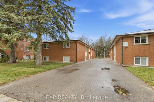 72 Barbara Cres, Kitchener, ON, N2M4N2 | Card Image