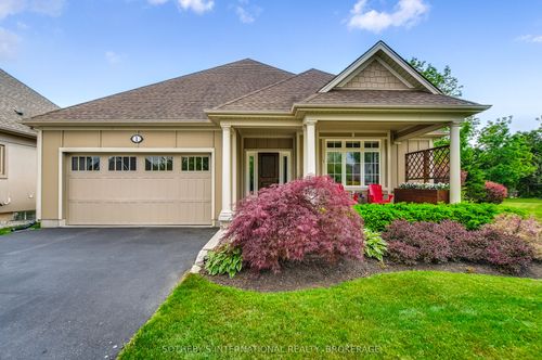 1 Stoneridge Cres, Saint Davids, ON, L0S1J1 | Card Image