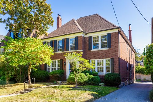 29 Whitehall Rd, Toronto, ON, M4W2C5 | Card Image