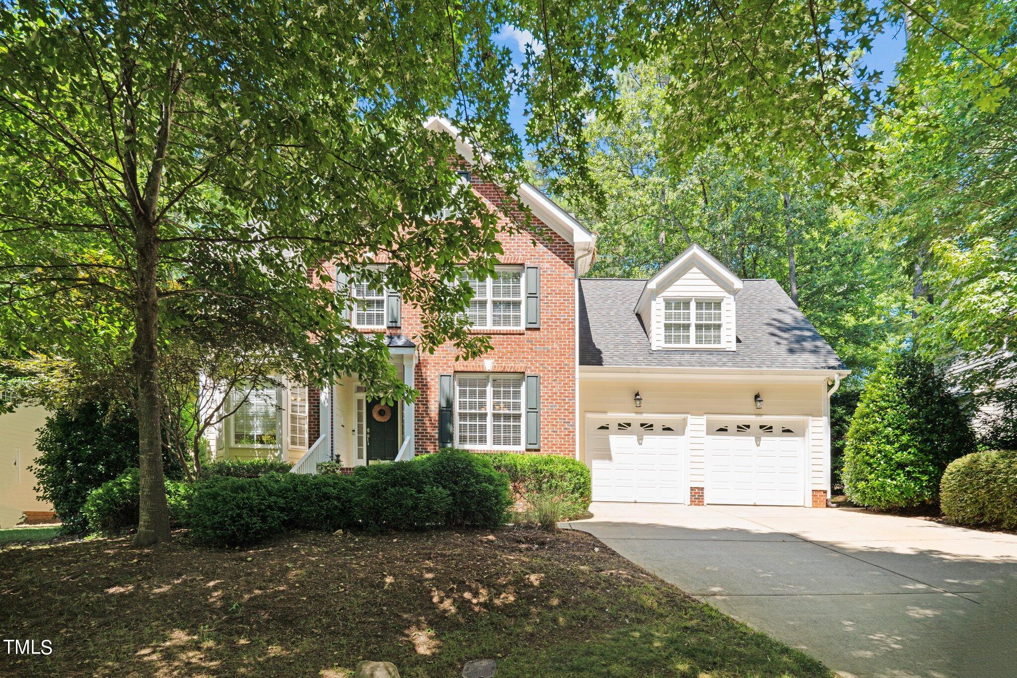 Branchside Ln, Holly Springs, NC 27540