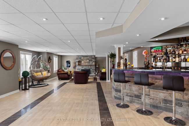 10 Brolley Cres, House other with 4 bedrooms, 4 bathrooms and 10 parking in Thornton ON | Image 23
