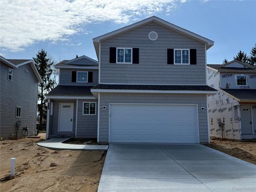 5751 Copper Tree Park, Waterford, MI, 48327-2037 | Card Image