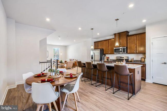19807 Community Ter, Townhouse with 3 bedrooms, 3 bathrooms and null parking in MONTGOMERY VILLAGE MD | Image 9