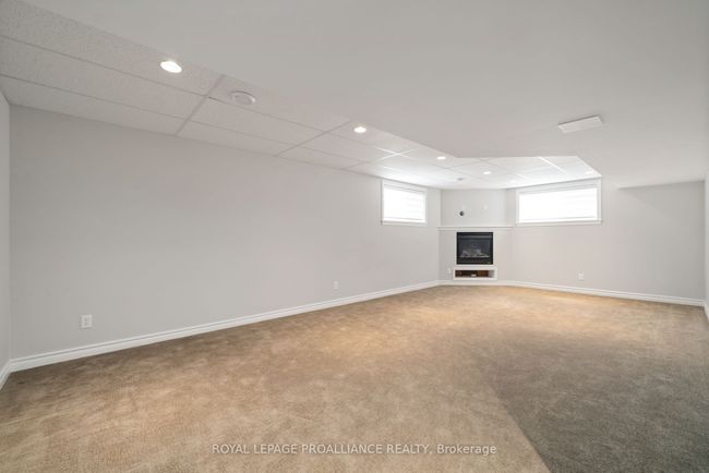 2 Oak Ridge Dr, House other with 4 bedrooms, 4 bathrooms and 8 parking in Stirling ON | Image 43