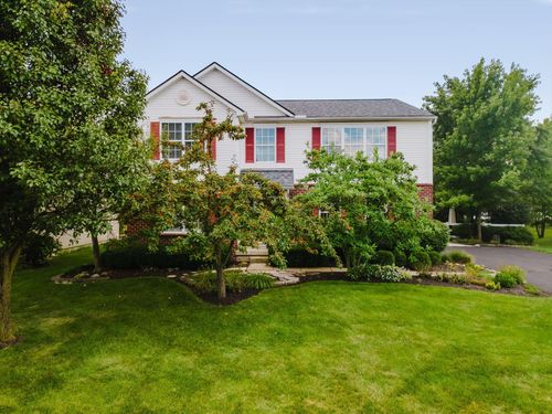 5465 Demorest Dr, Grove City, OH, 43123-8251 | Card Image
