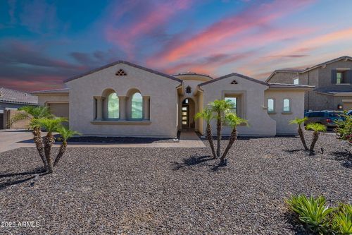 9345 W Robin Ln, Peoria, AZ, 85383-2989 | Card Image