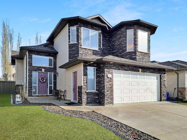 11110 O'brien Lake Drive, Home with 3 bedrooms, 3 bathrooms and 2 parking in Grande Prairie AB | Image 1