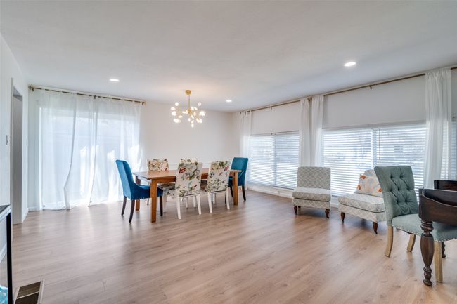 13660 Purple Sage Rd, House other with 3 bedrooms, 2 bathrooms and null parking in Dallas TX | Image 9