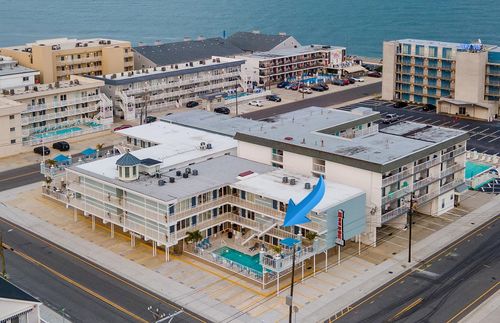 214-309-301-309 Ocean Ave, North Wildwood, NJ, 08260-5947 | Card Image