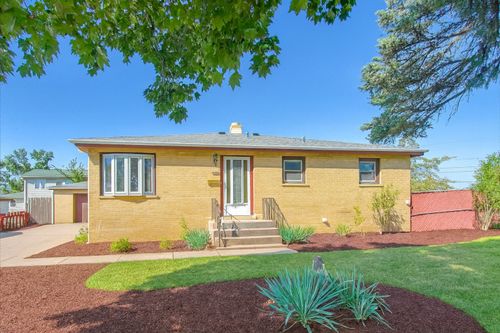 542 W Memory Ln, Addison, IL, 60101-3408 | Card Image