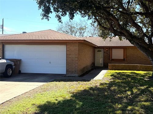 8125 Douglas Dr, Corpus Christi, TX, 78409-2105 | Card Image