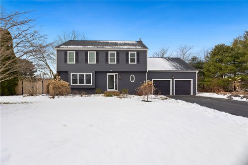 28 N Pasture Ln, South Kingstown, RI, 02879-7649 | Card Image