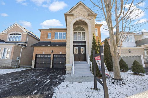 111 Saffron St, Markham, ON, L6E1Y8 | Card Image