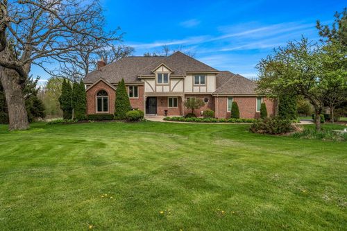 W343S9320 Jericho Drive, Eagle, WI, 53119 | Card Image