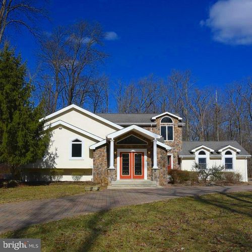 131 Lindbergh Rd, HOPEWELL, NJ, 08525-2603 | Card Image