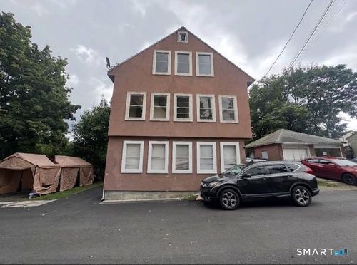 4 Foster Ct, Meriden, CT, 06451-3111 | Card Image