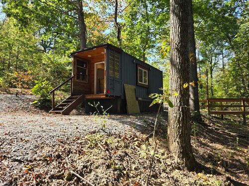 144 Briarwood Dr, Mammoth Cave, KY, 42259-7906 | Card Image