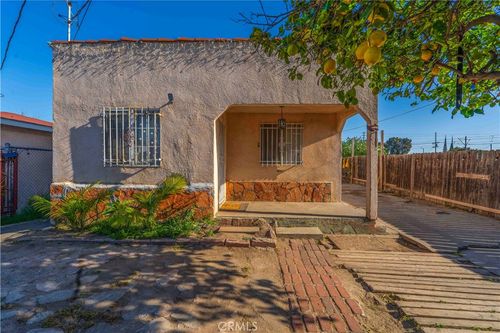 1689 E 109th St, Los Angeles, CA, 90059 | Card Image