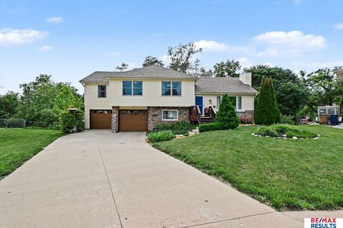 1005 Dogwood Cir, Bellevue, NE, 68005-2417 | Card Image