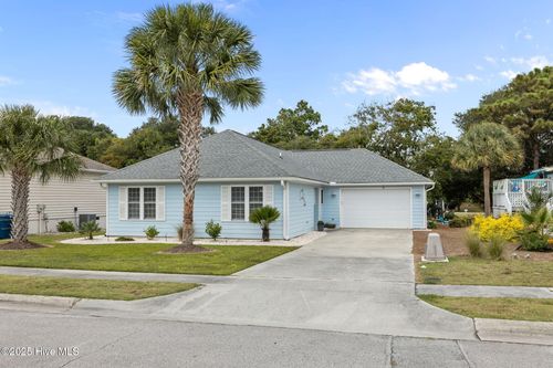 424 Emerald Cir, Emerald Isle, NC, 28594-1907 | Card Image