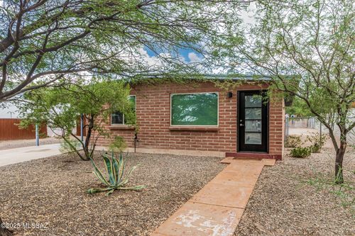 516 E Linden St, Tucson, AZ, 85705-8936 | Card Image