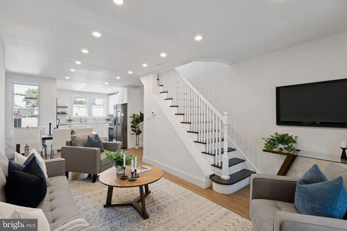 5918 Colgate St, PHILADELPHIA, PA, 19120-1206 | Card Image