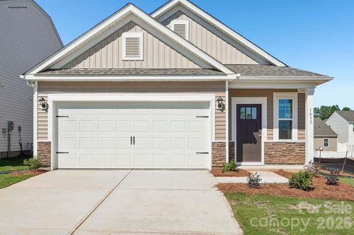 1413 Avila St, Hickory, NC, 28602-9596 | Card Image