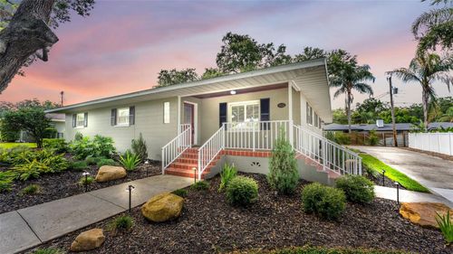 1522 Del Crest Pl, Lakeland, FL, 33803-3317 | Card Image