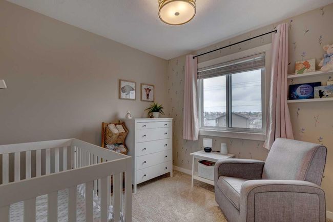 76 Somerside Grove Sw, House other with 3 bedrooms, 4 bathrooms and 4 parking in Calgary AB | Image 21